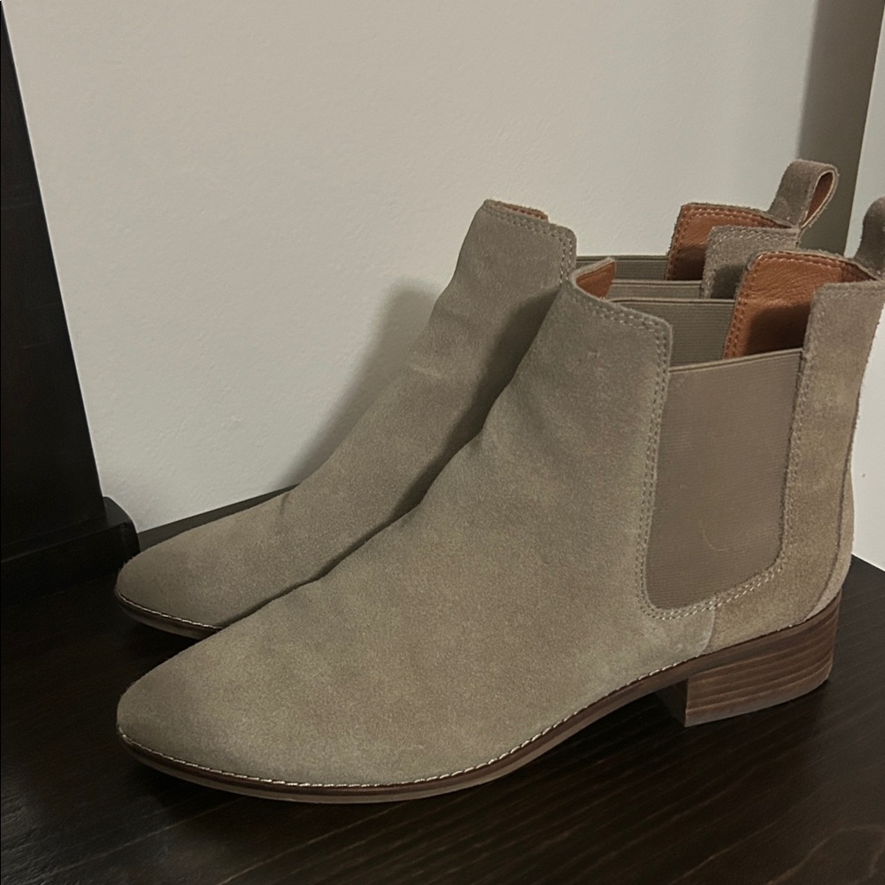 Lucky Brand Tan Ankle Boots